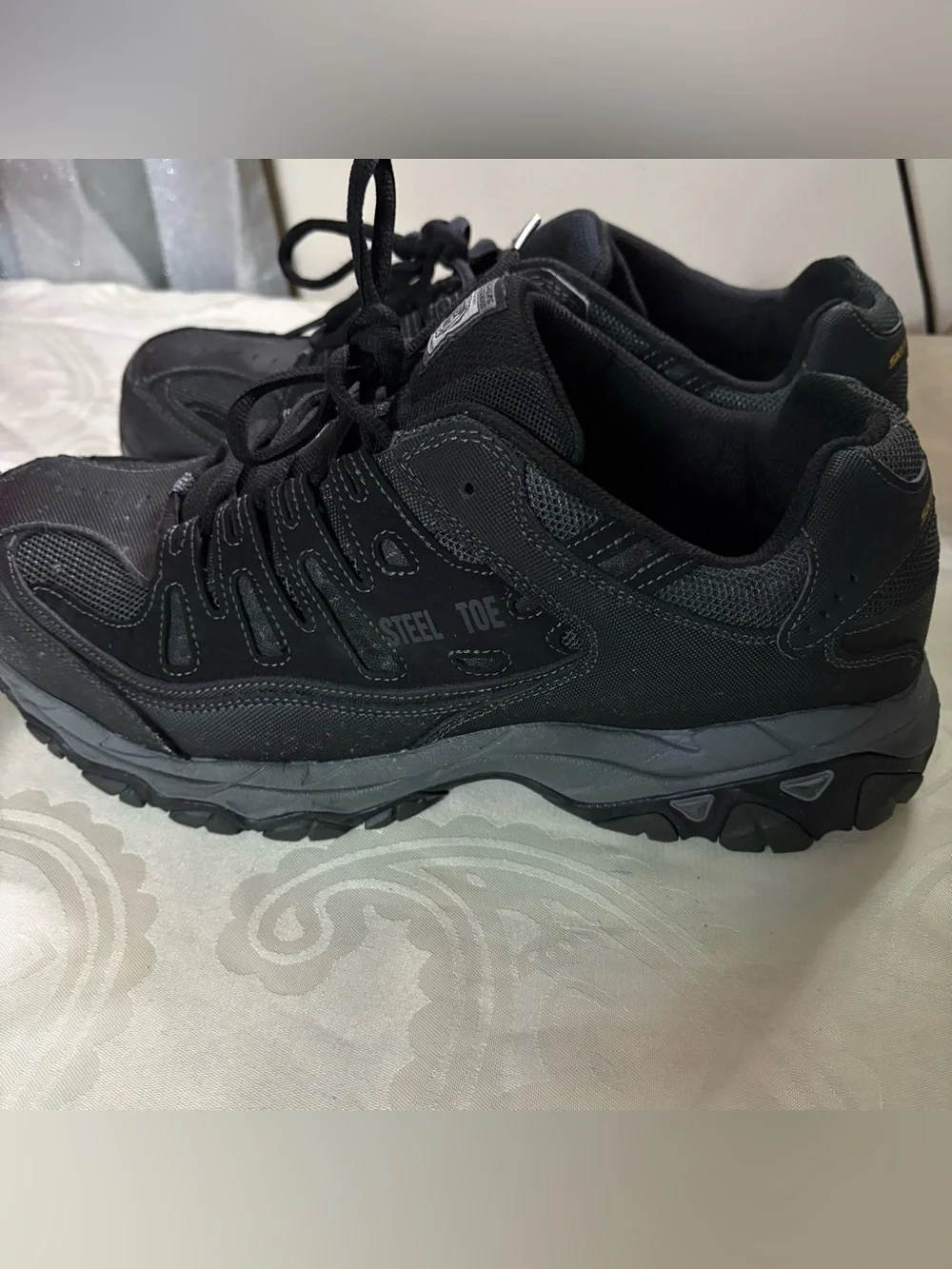 Sketchers Men's Black Steel Toe Work Shoes size 12